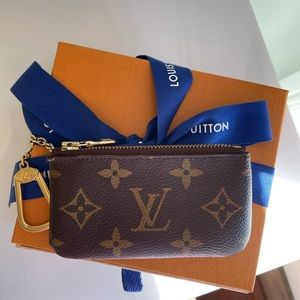 Authentic Louis Vuitton keychain wallet